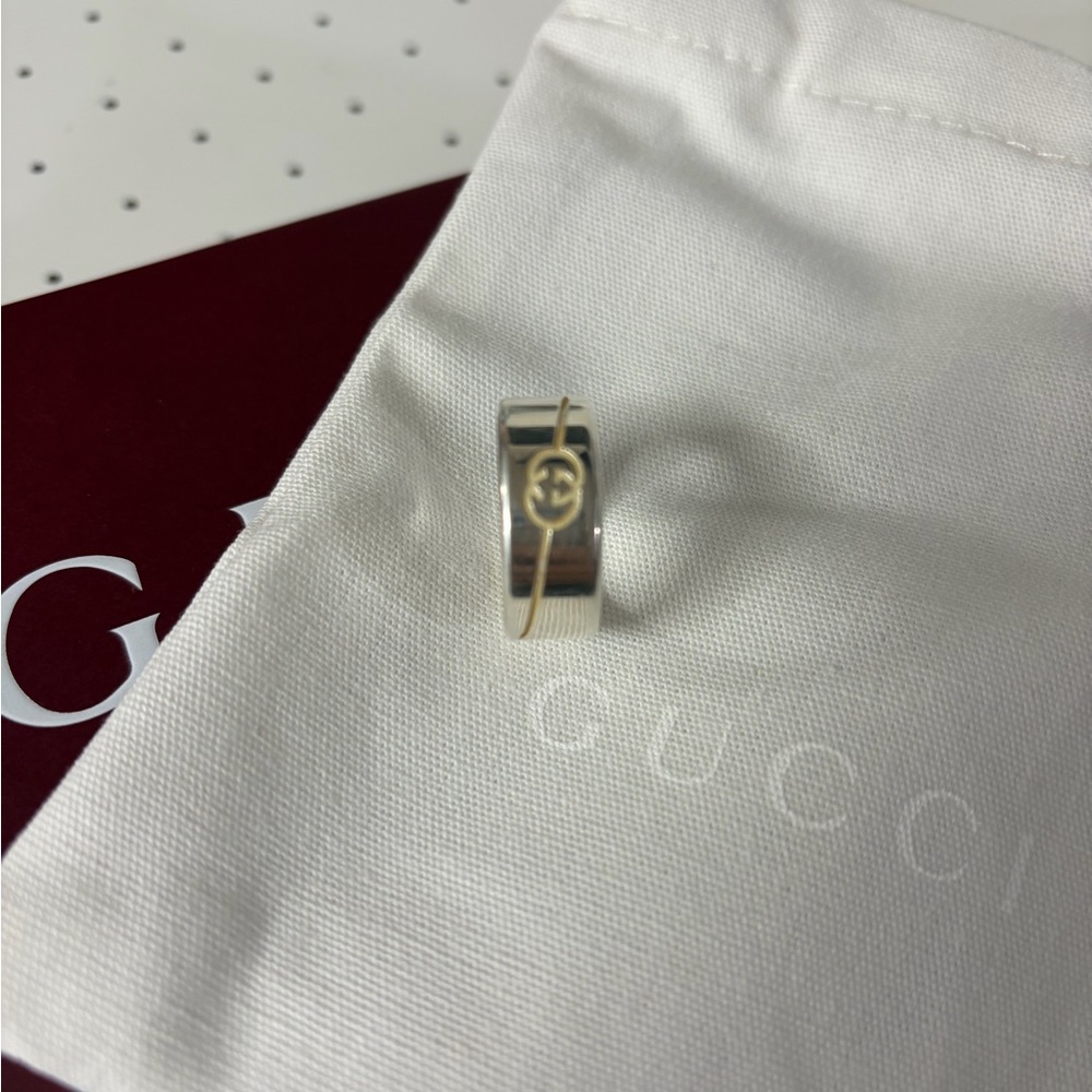 Gucci Silver Band with Gold Detail - Picture 2 of 3